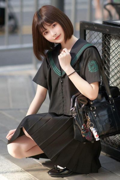 Ảnh gái Nhật xinh đẹp mặc váy ngắn
