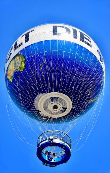 Heißluftballonfoto rund um die Erde