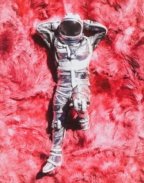 Astronautenfoto mit rosa Hintergrund