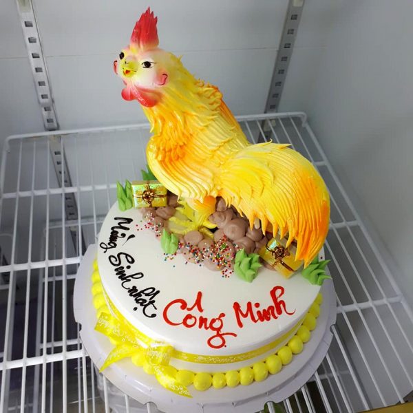 Bánh sinh nhật con gà cho người tuổi Dậu công minh
