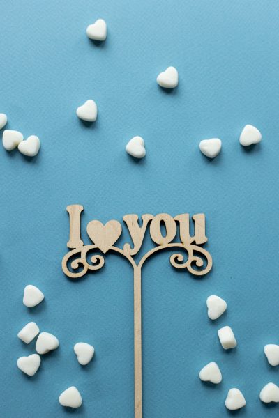 Das Bild von „Ich liebe dich“ im Blauton ist super hübsch