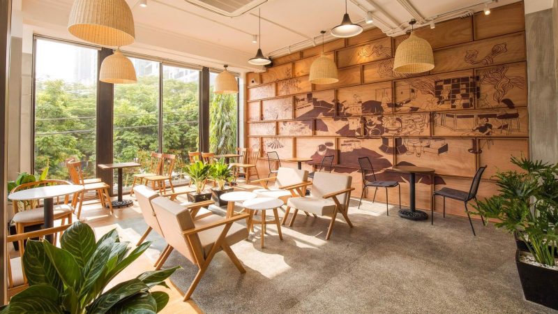 Ảnh quán cafe nhiều ánh sáng