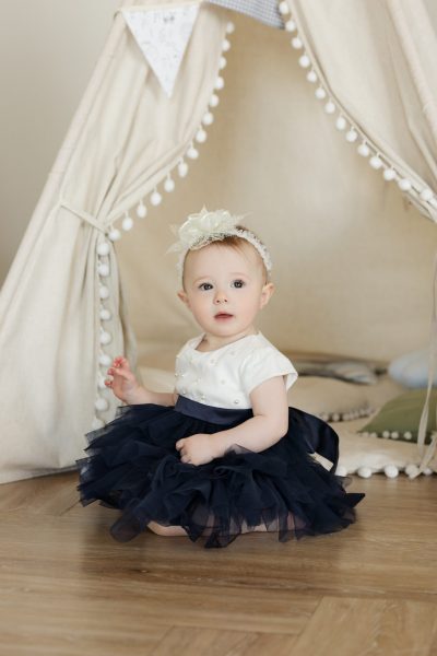 Hình baby lai tây xinh xắn