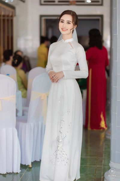 Mẫu áo dài cưới đính đá