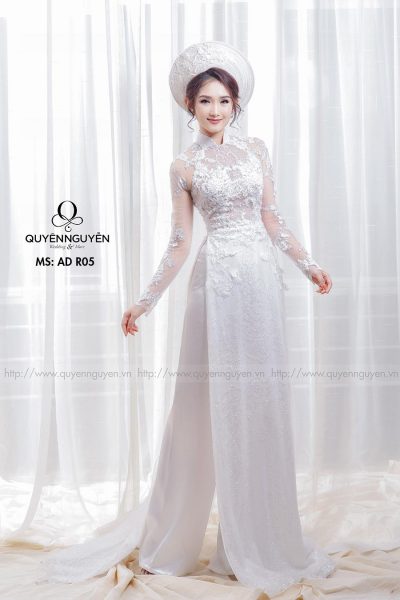 Mẫu áo dài cưới lụa