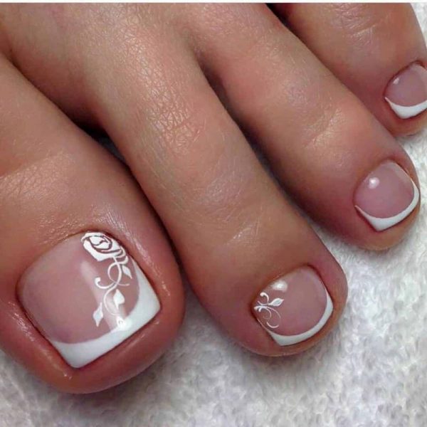 Mẫu nail chân đẹp viền trắng