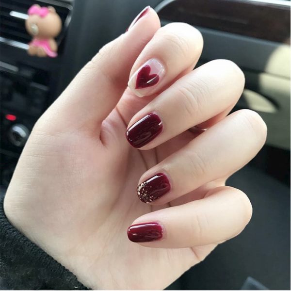 Mẫu nail màu đỏ rượu đơn giản