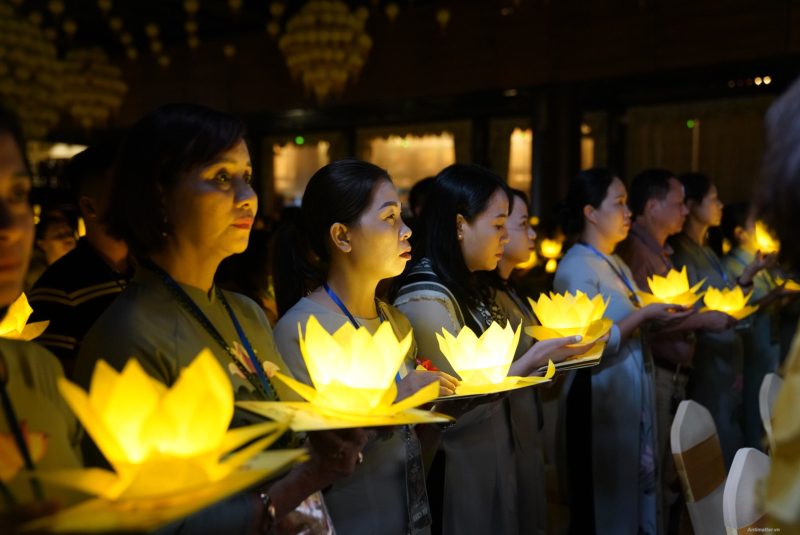 Hình ảnh vu lan báo hiếu cha mẹ